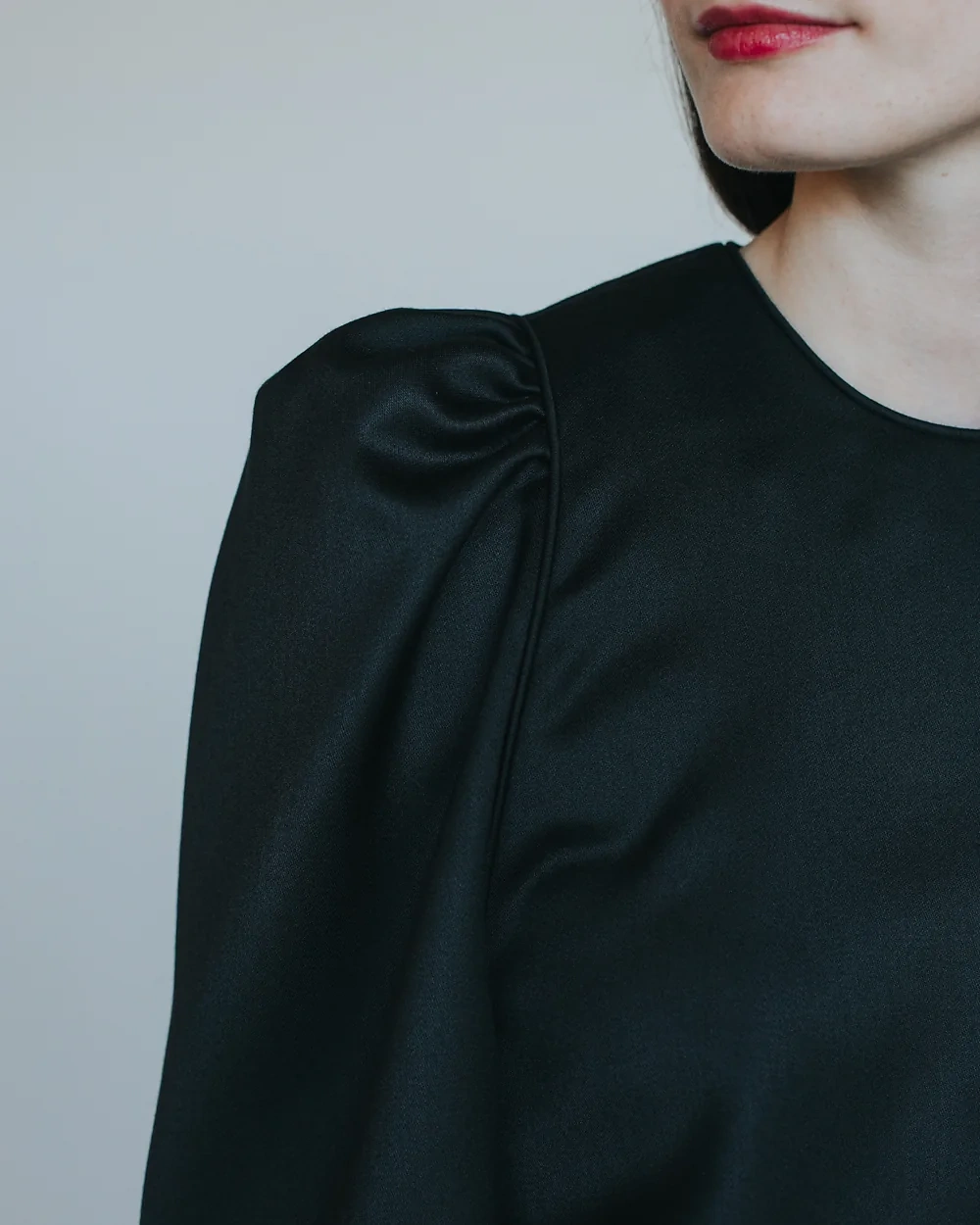 Kurzes schwarzes Kleid – Simone Becke Kitzbühel