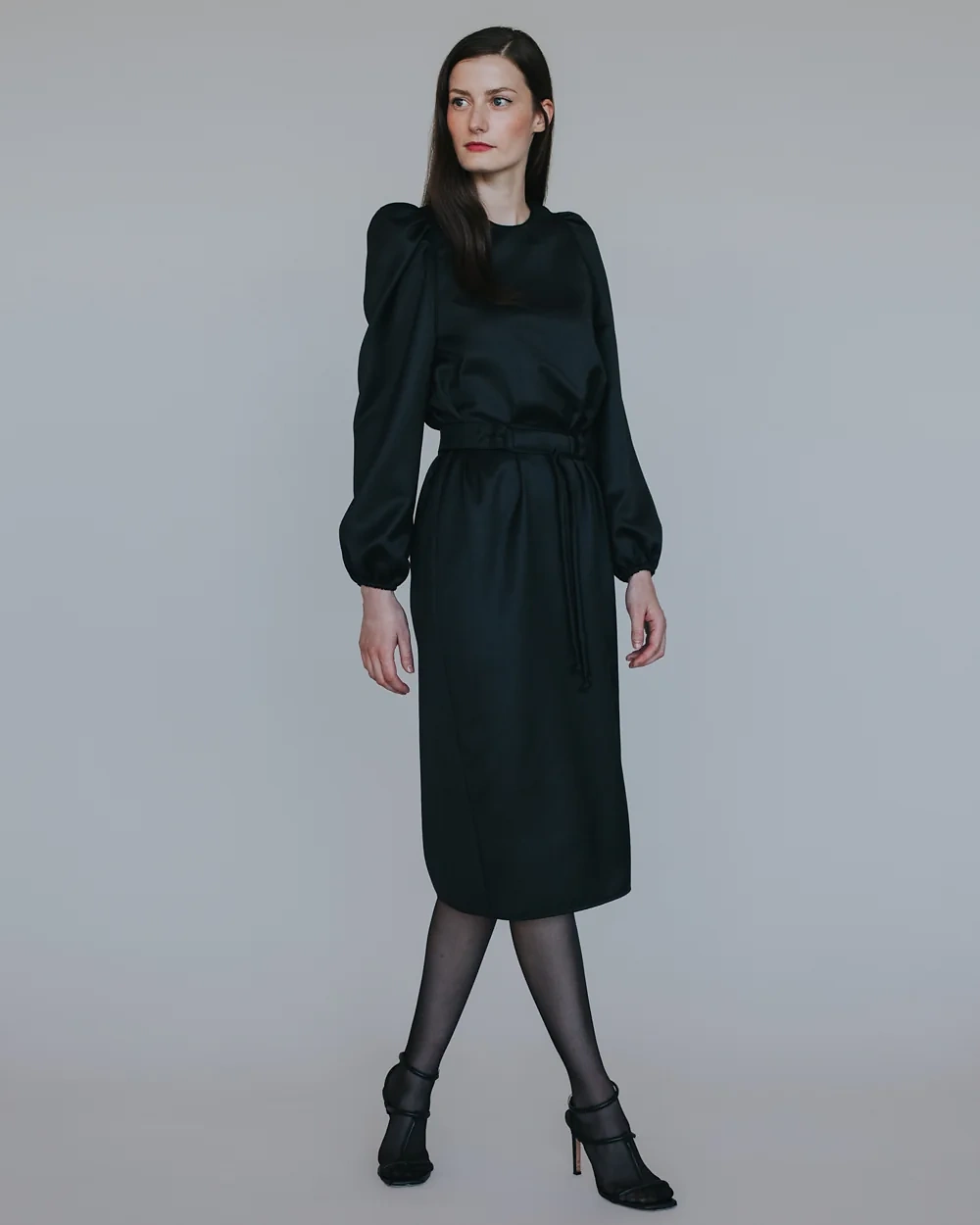 Schwarzes Kleid – Simone Becke AW20