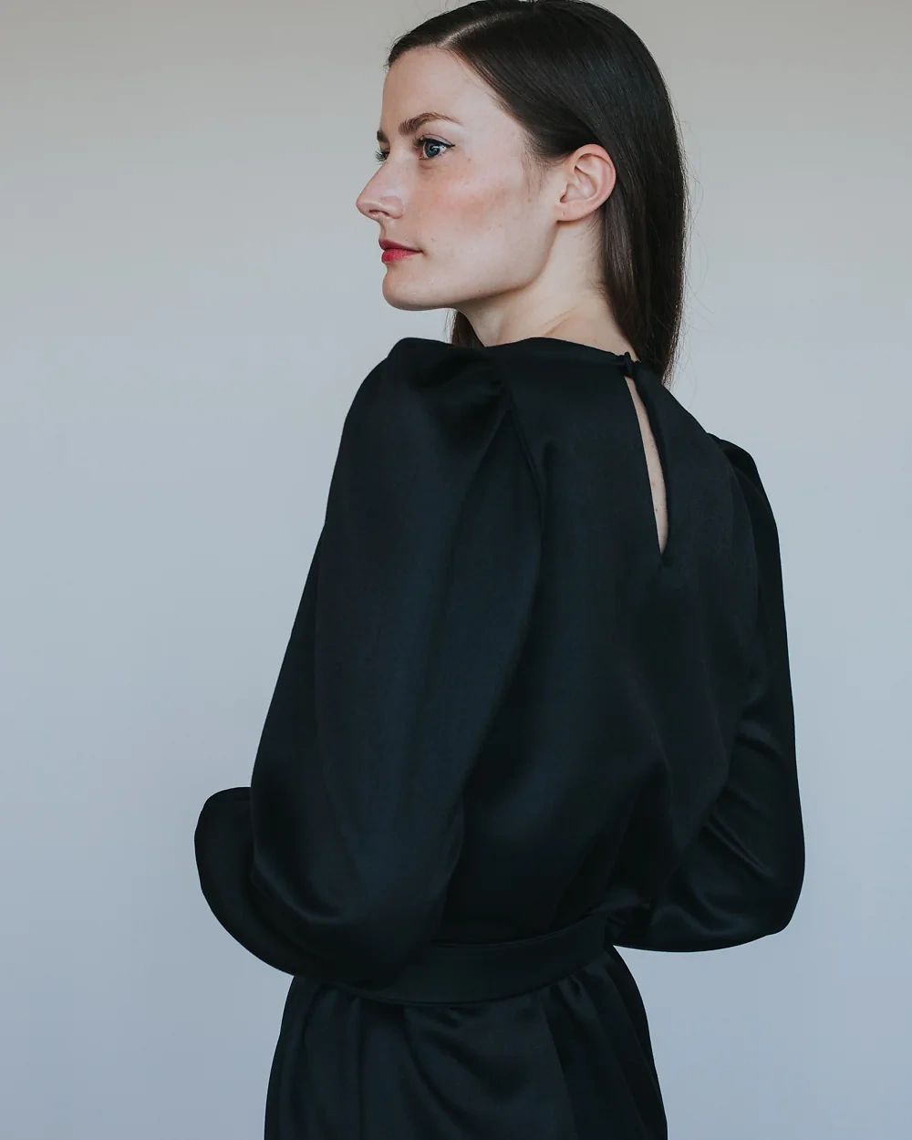 Schwarzes Kleid – Simone Becke AW20