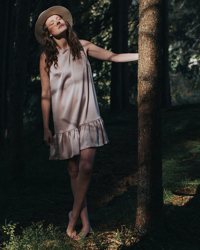 Beiger Hut aus der SS20 Kollektion – Simone Becke