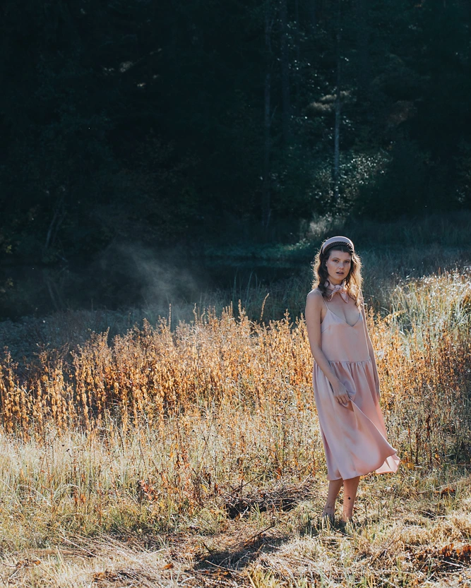 Rosa Midi-Kleid aus der SS20 Kollektion – Simone Becke