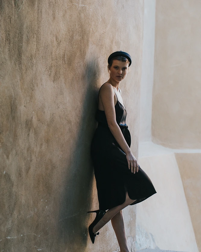 Schwarze Culotte aus der SS20 Kollektion – Simone Becke