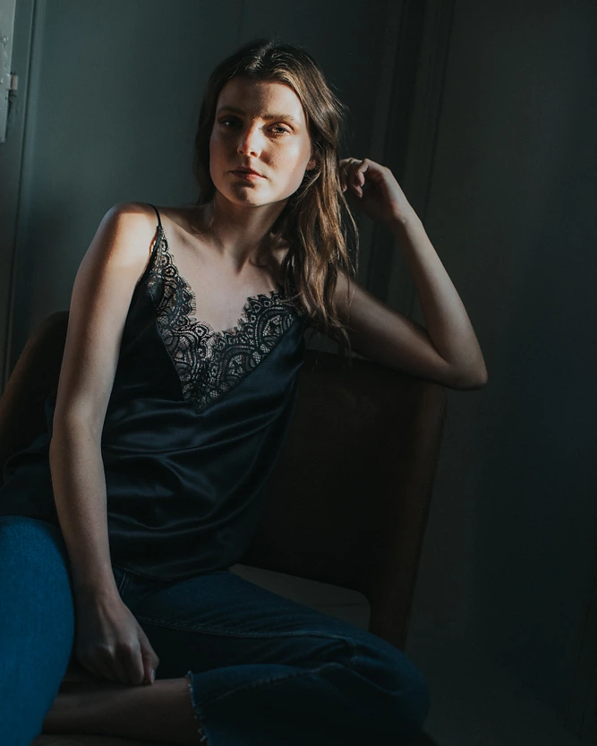 Spitzen-Top aus der SS20 Kollektion – Simone Becke
