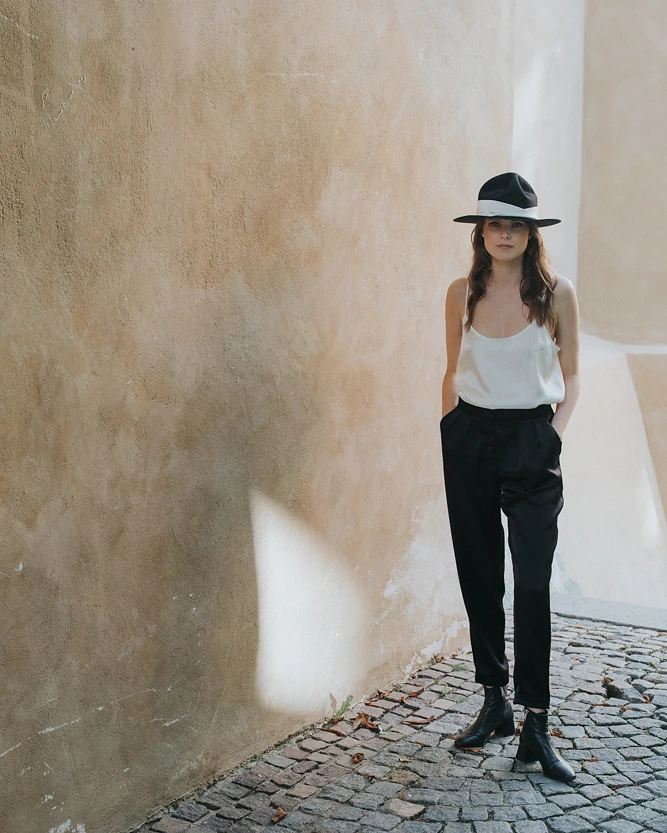 Weißes Top aus der SS20 Kollektion – Simone Becke